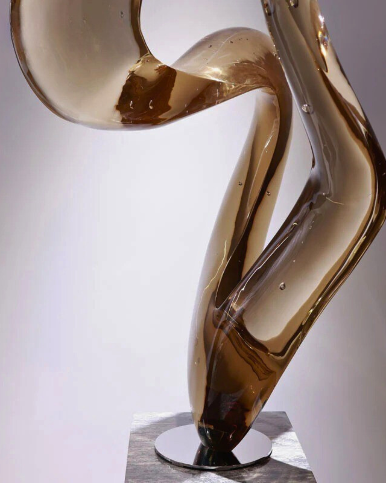 Luxury Acrylic Crystal Twist Sculpture